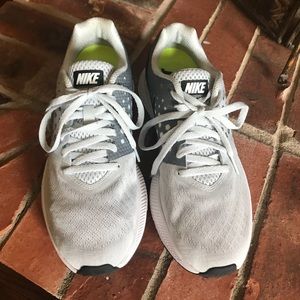 Nike Zoom Span Running Shoes